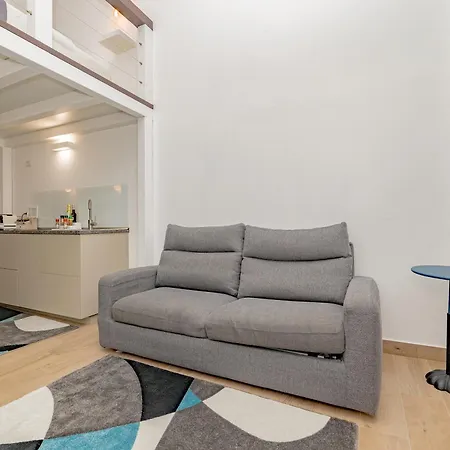Barbara's House - Navigli - 2 Km From Duomo Apartment Milan