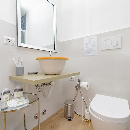 Apartment Barbara's House - Navigli - 2 Km From Duomo *